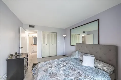 1902 Bermuda Circle Coconut Creek FL 33066