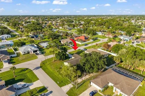 1622 SW La Gorce Avenue Port St Lucie FL 34953