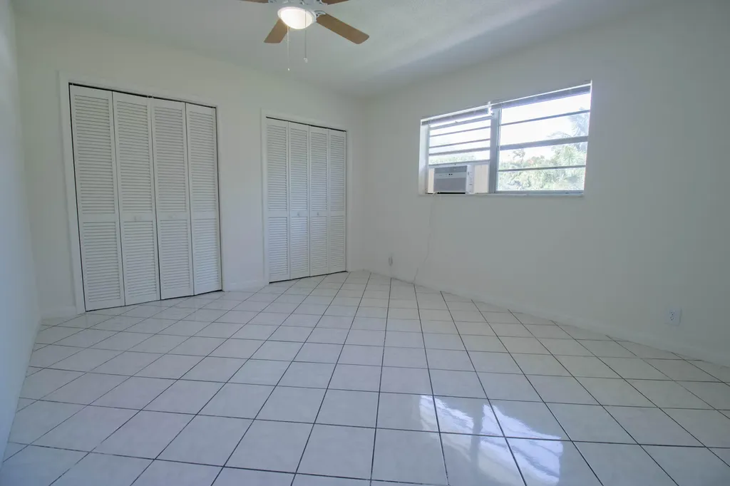 2537 Lincoln Street Hollywood FL 33020