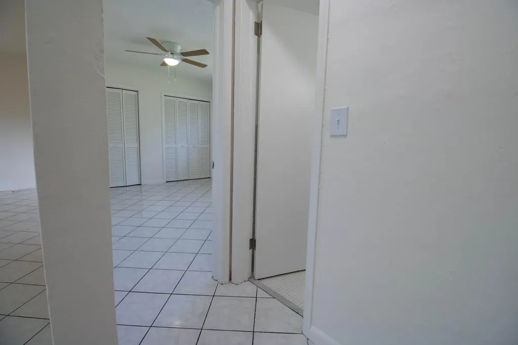 2537 Lincoln Street Hollywood FL 33020