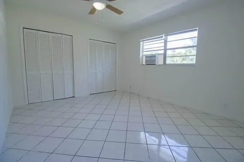 2537 Lincoln Street Hollywood FL 33020
