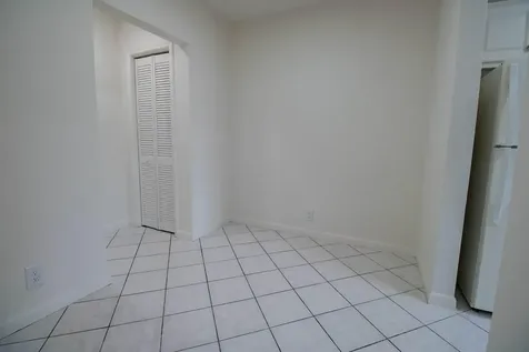 2537 Lincoln Street Hollywood FL 33020
