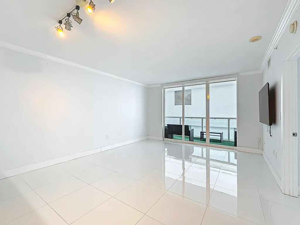 347 N New River Drive Drive E Fort Lauderdale FL 33301
