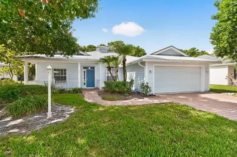 631 NE Muskrat Run Port St Lucie FL 34983