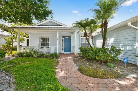 631 NE Muskrat Run Port St Lucie FL 34983