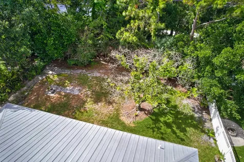 631 NE Muskrat Run Port St Lucie FL 34983