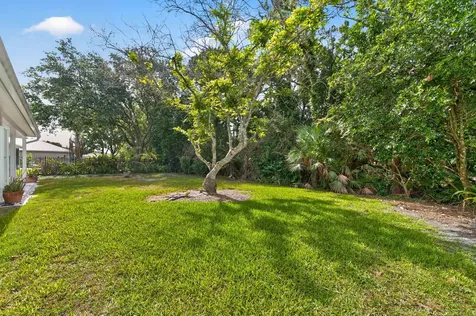 631 NE Muskrat Run Port St Lucie FL 34983