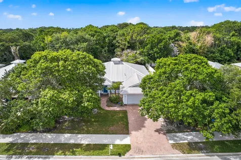 631 NE Muskrat Run Port St Lucie FL 34983