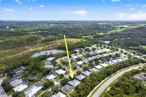 631 NE Muskrat Run Port St Lucie FL 34983