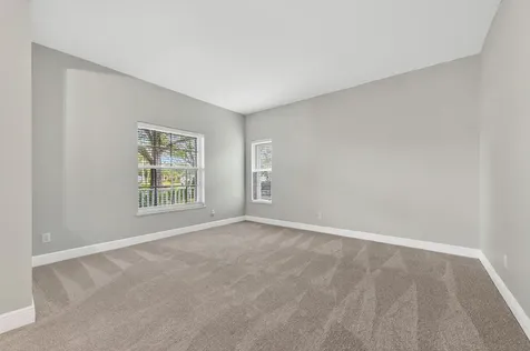631 NE Muskrat Run Port St Lucie FL 34983
