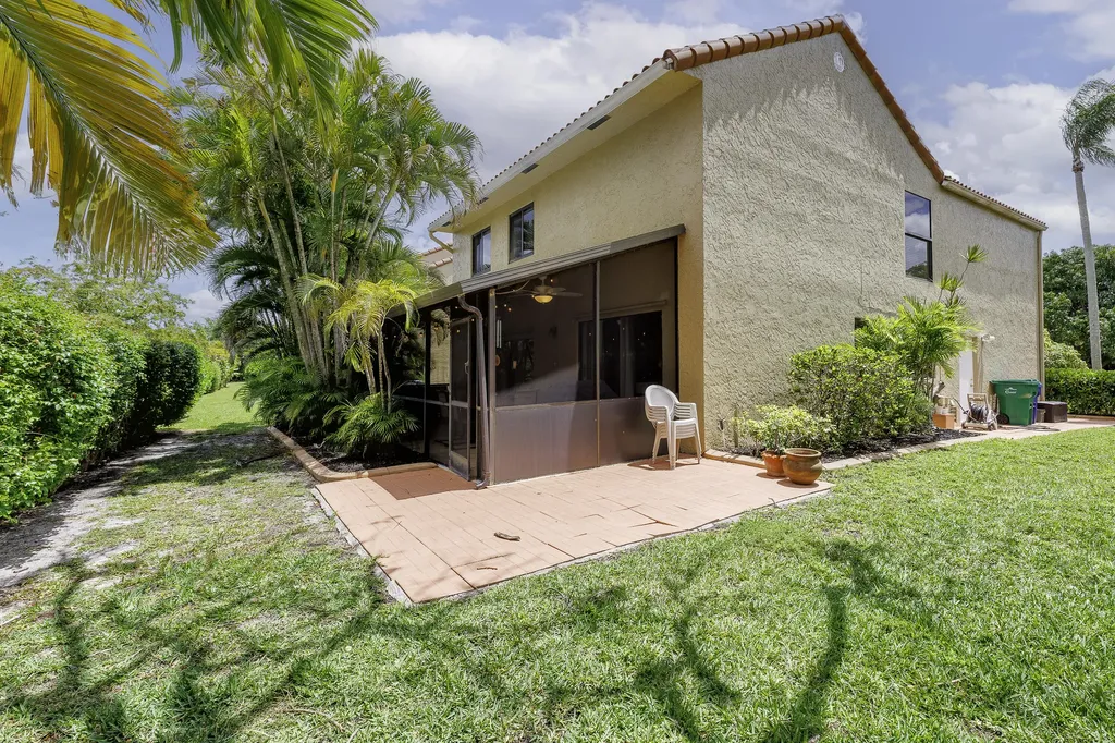 2057 Maplewood Drive Coral Springs FL 33071