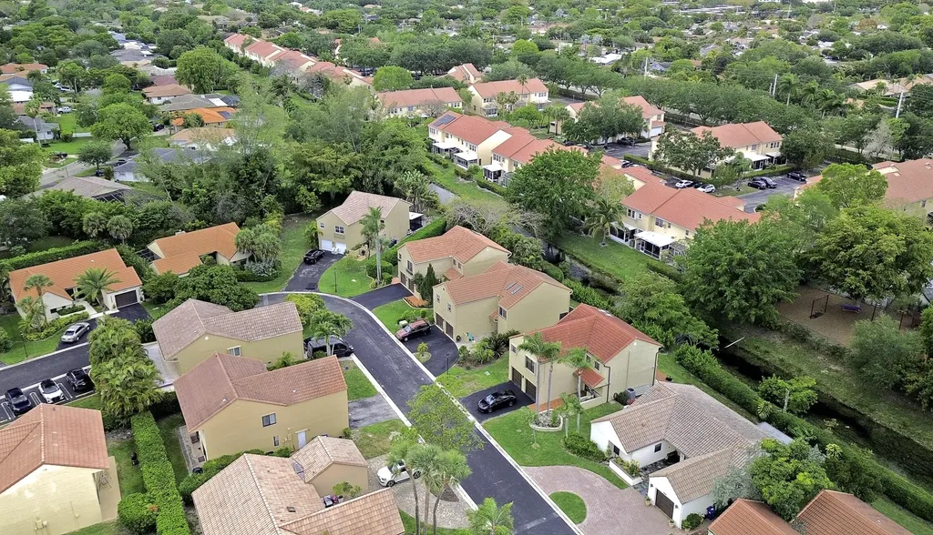2057 Maplewood Drive Coral Springs FL 33071