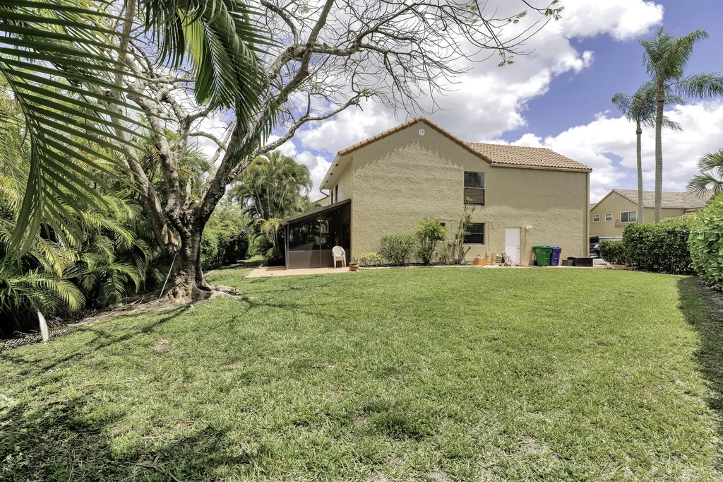 2057 Maplewood Drive Coral Springs FL 33071