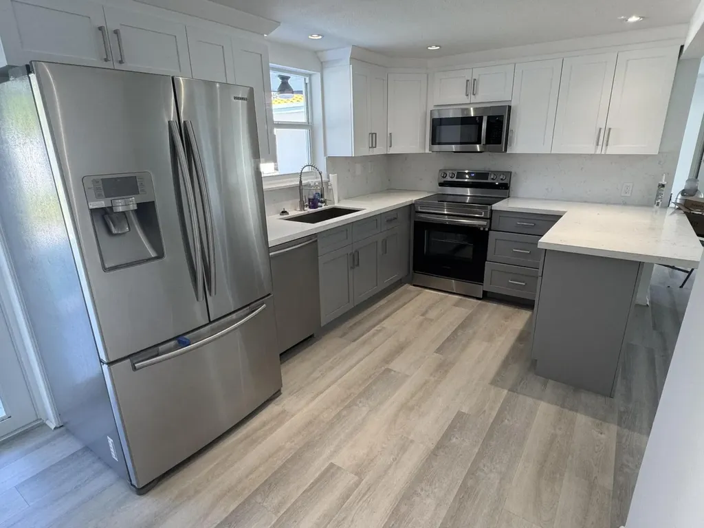 28 SW 9th Avenue Boca Raton FL 33486