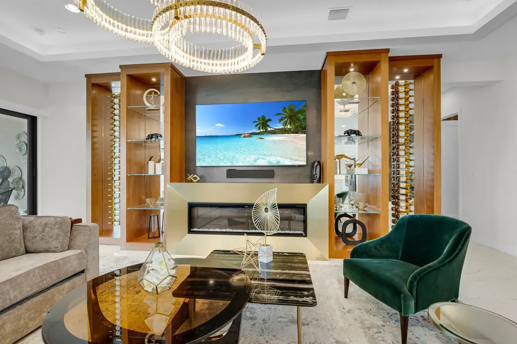 17112 Aquavera Way Boca Raton FL 33496