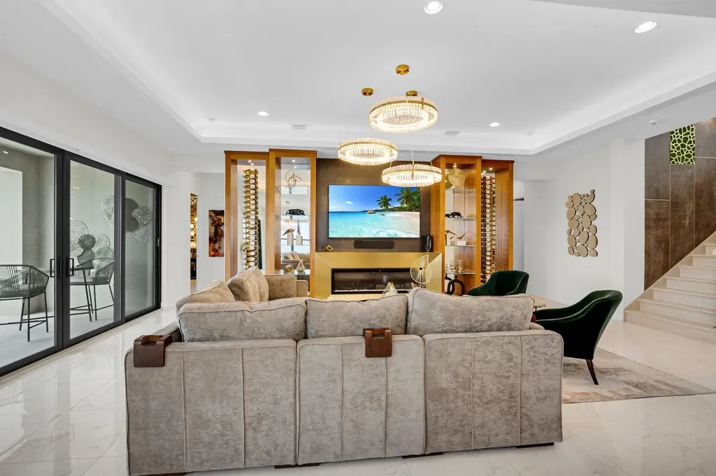 17112 Aquavera Way Boca Raton FL 33496
