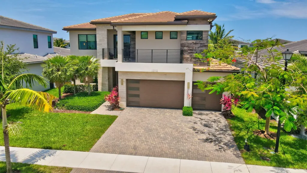 17112 Aquavera Way Boca Raton FL 33496
