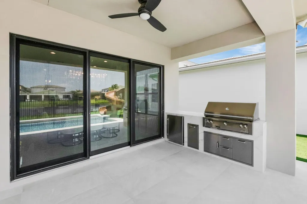 17112 Aquavera Way Boca Raton FL 33496