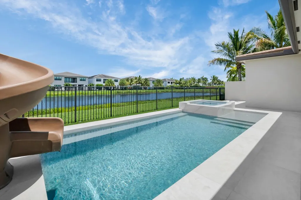 17112 Aquavera Way Boca Raton FL 33496