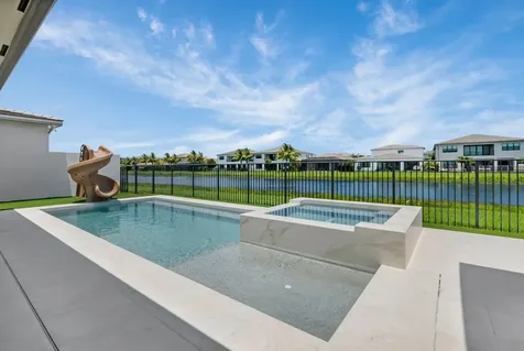 17112 Aquavera Way Boca Raton FL 33496