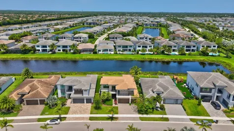 17112 Aquavera Way Boca Raton FL 33496