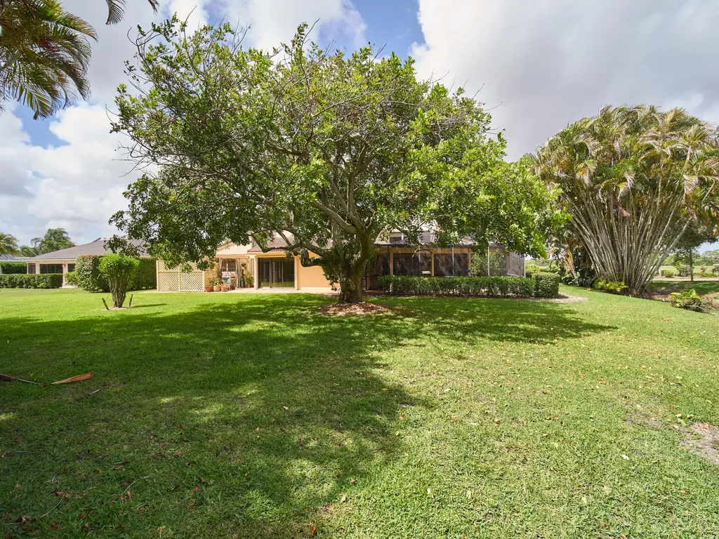 13588 Crosspointe Drive Palm Beach Gardens FL 33418