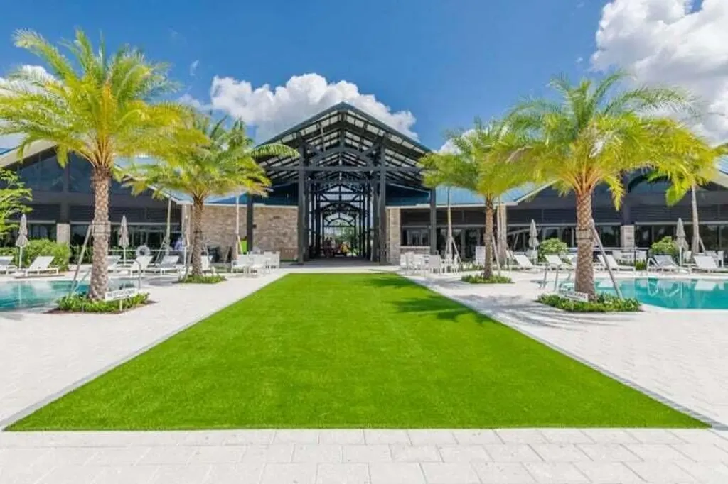 13588 Crosspointe Drive Palm Beach Gardens FL 33418