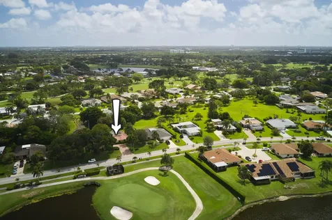13588 Crosspointe Drive Palm Beach Gardens FL 33418