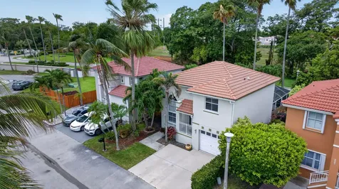 3083 W Buena Vista Drive Margate FL 33063