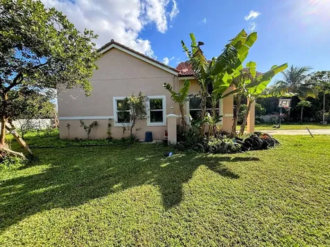 14715 N 82nd Lane Lane N Loxahatchee FL 33470