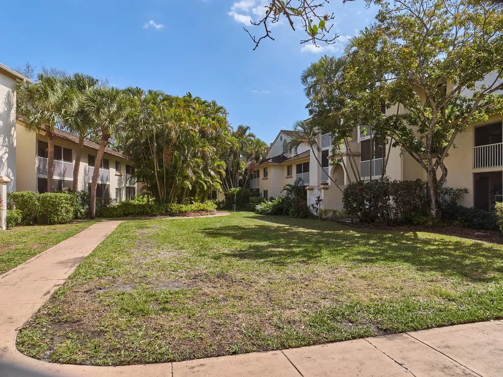 13201 Glenmoor Drive West Palm Beach FL 33409