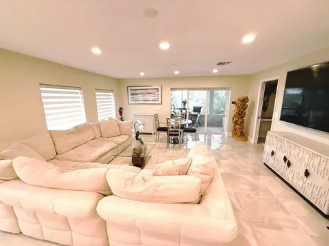 27385 Saint Lucie Lane Ramrod Key FL 33042