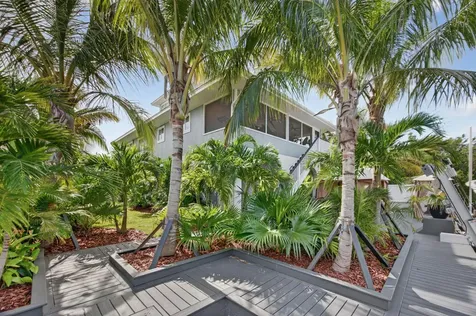 27385 Saint Lucie Lane Ramrod Key FL 33042