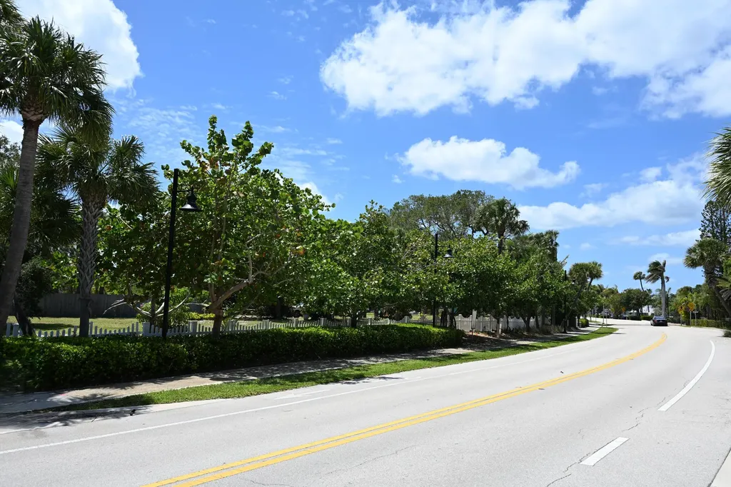 18019 N Highway A1a Jupiter FL 33477