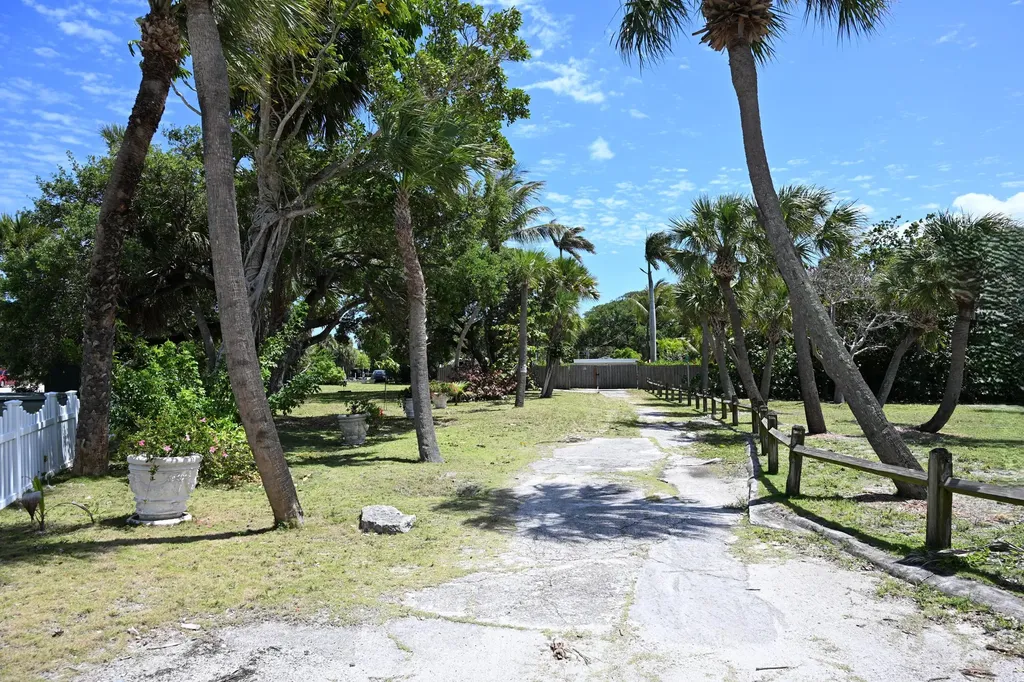 18019 N Highway A1a Jupiter FL 33477