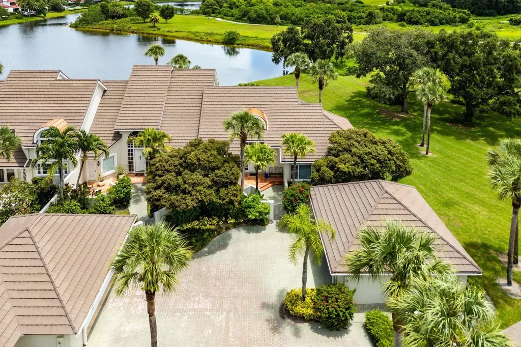 2584 Muirfield Court Wellington FL 33414