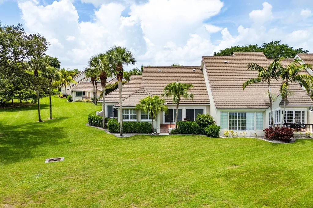 2584 Muirfield Court Wellington FL 33414