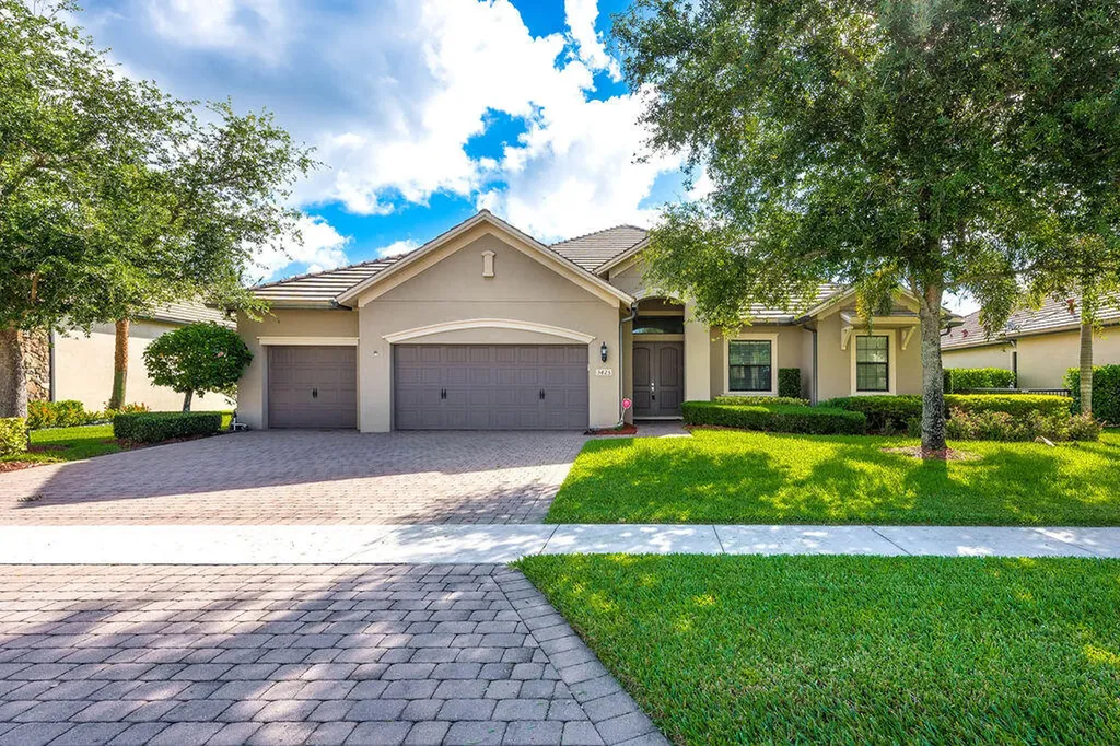 3425 Siena Circle Wellington FL 33414