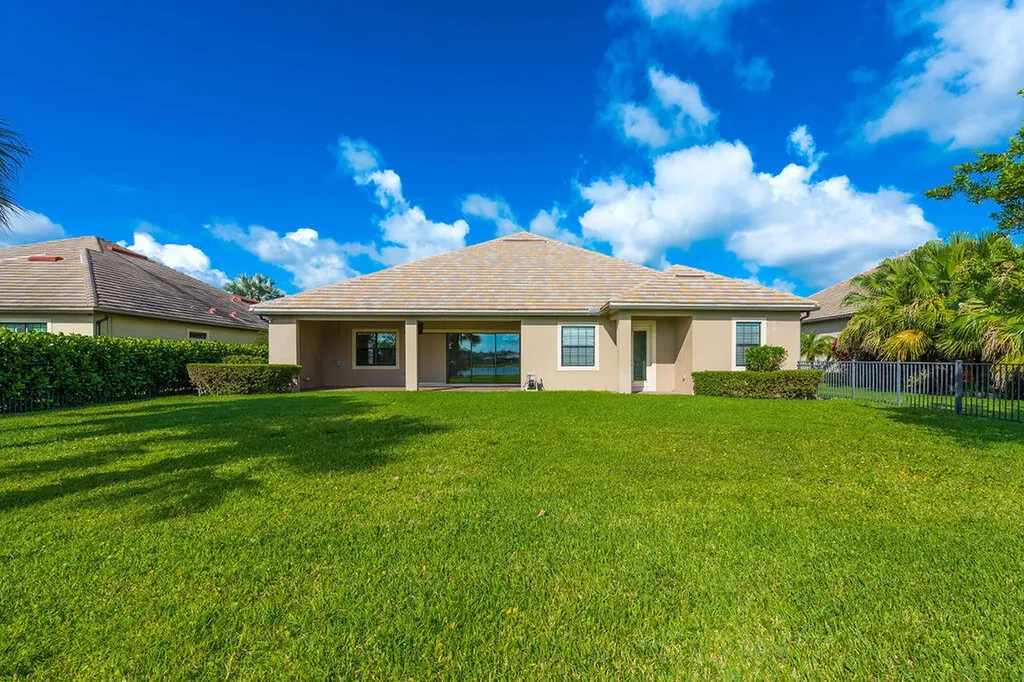 3425 Siena Circle Wellington FL 33414