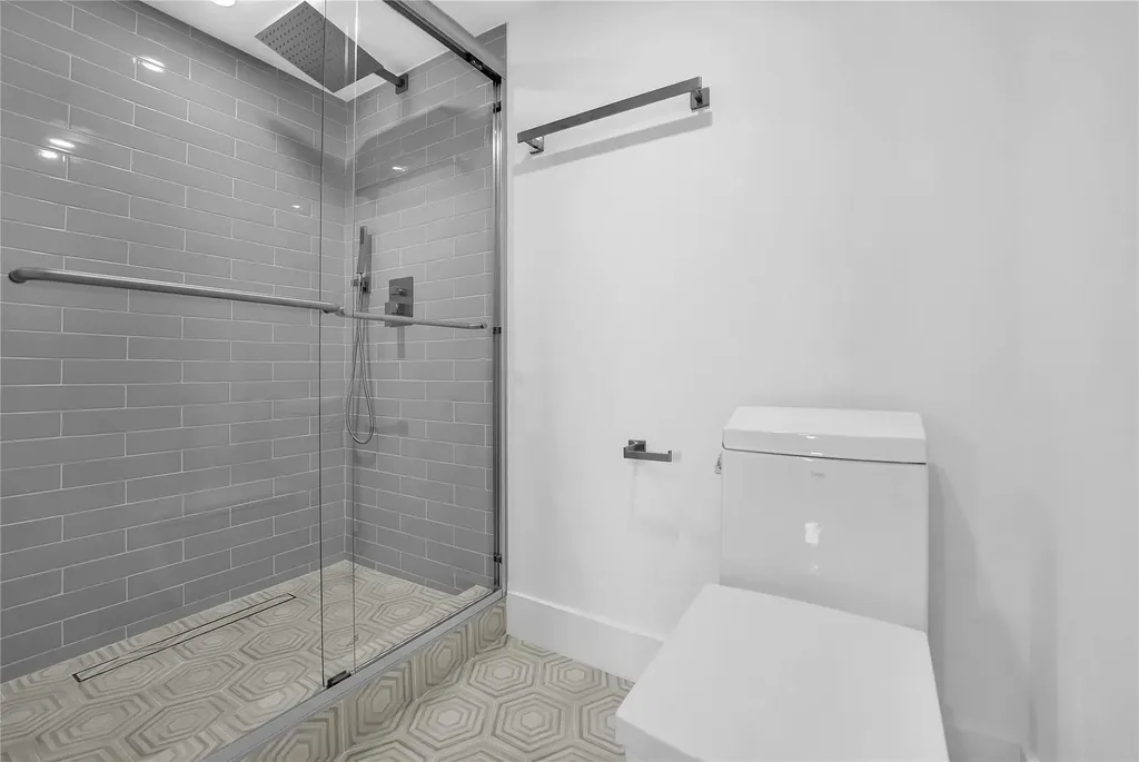 6037 Balboa Circle Boca Raton FL 33433
