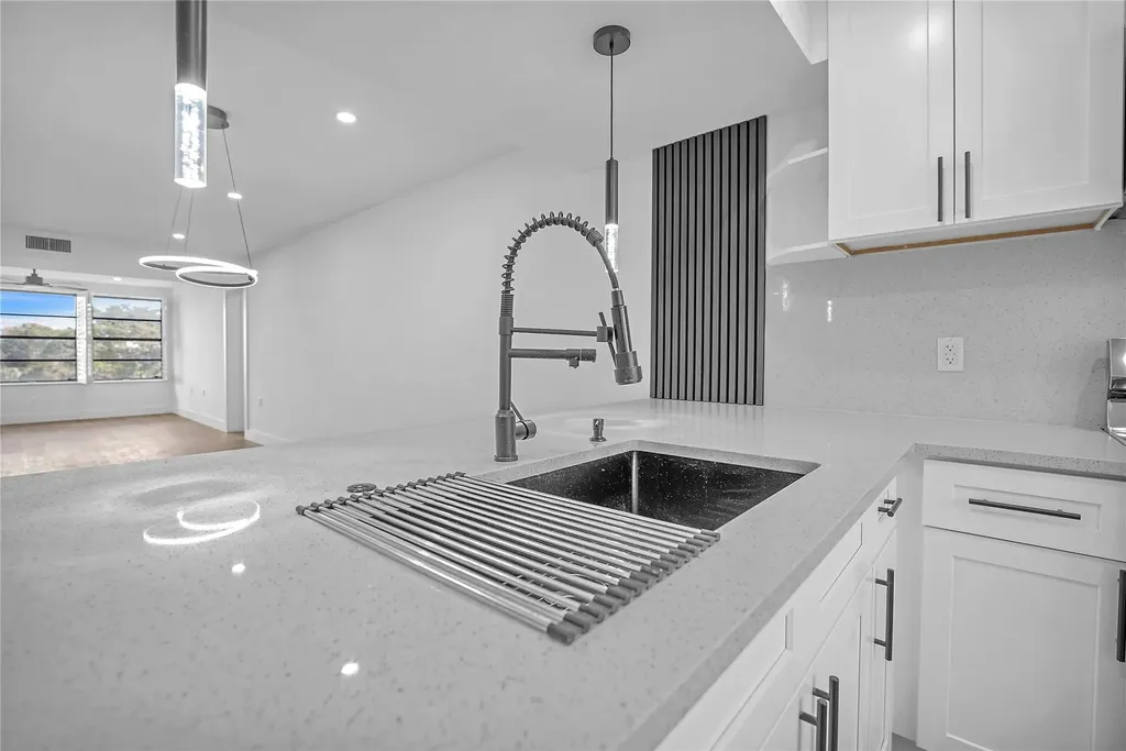 6037 Balboa Circle Boca Raton FL 33433