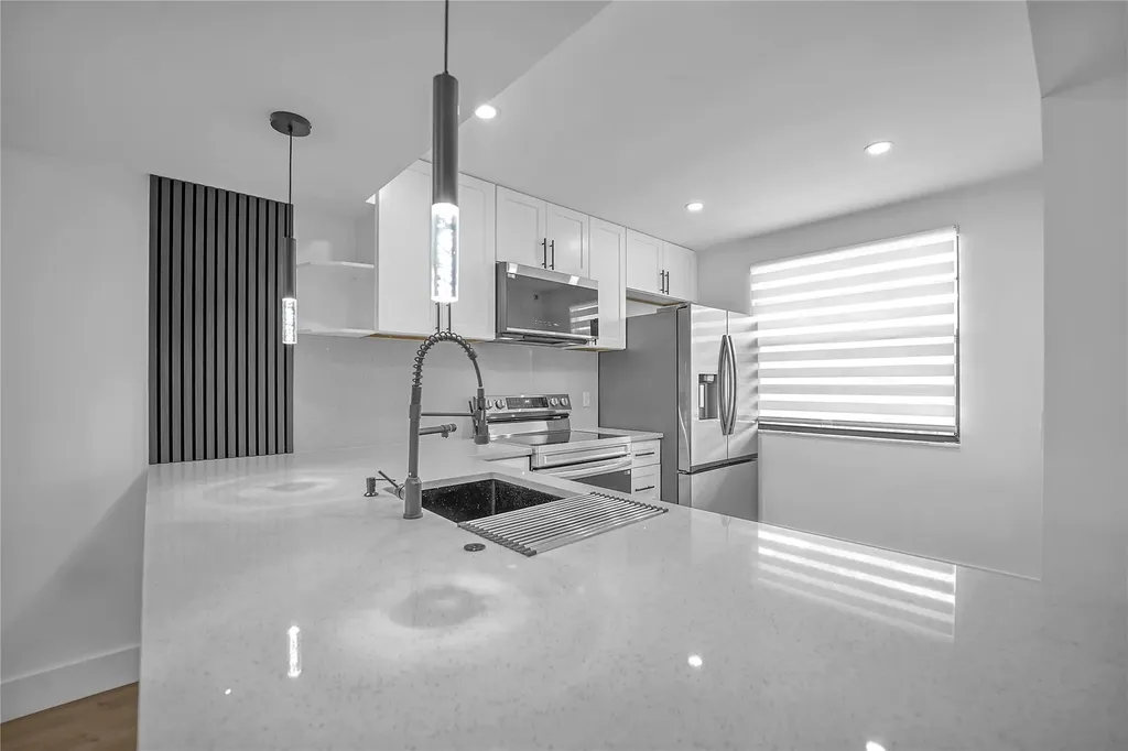 6037 Balboa Circle Boca Raton FL 33433