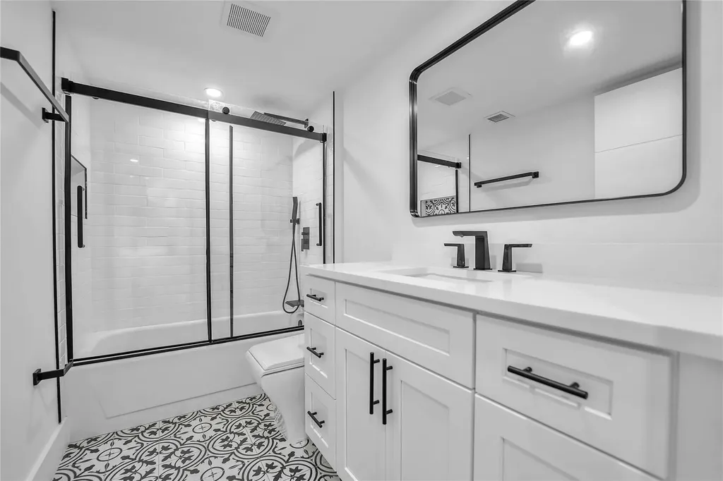 6037 Balboa Circle Boca Raton FL 33433