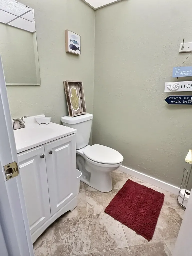 199 E Burgundy E Delray Beach FL 33484