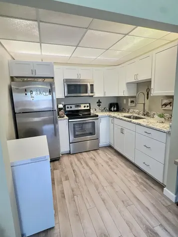 199 E Burgundy E Delray Beach FL 33484