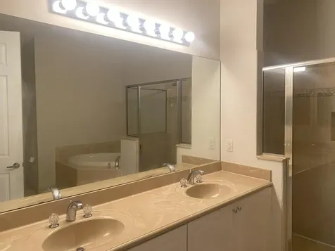 906 Mariner Bay Boulevard Fort Pierce FL 34949