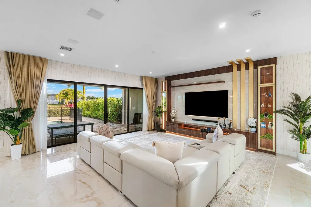 8233 Crystal Downs Avenue Boca Raton FL 33434