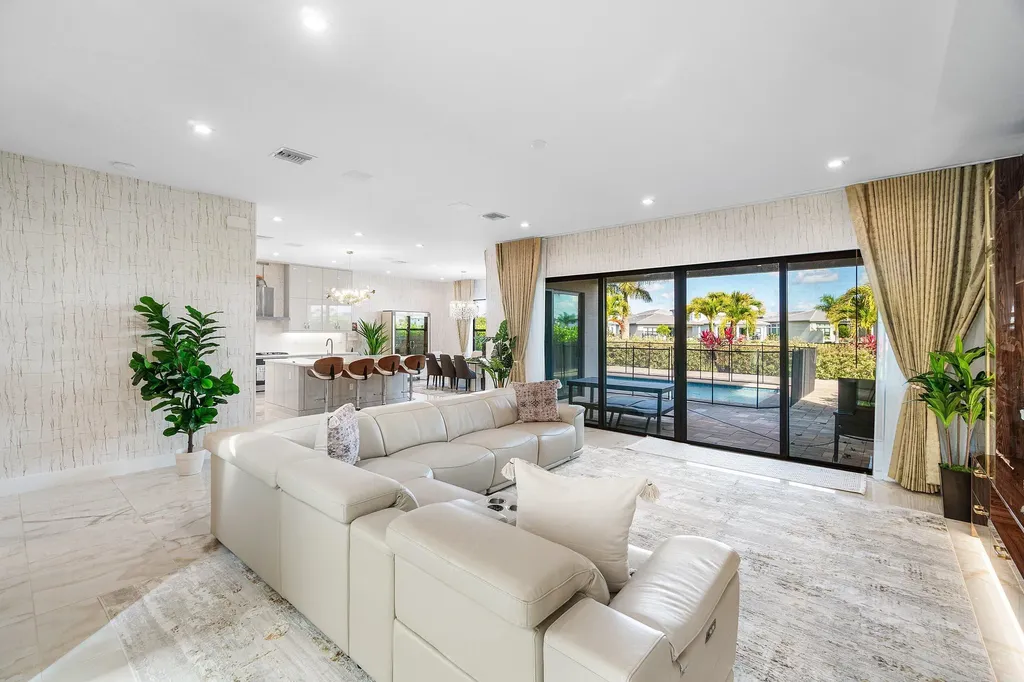 8233 Crystal Downs Avenue Boca Raton FL 33434