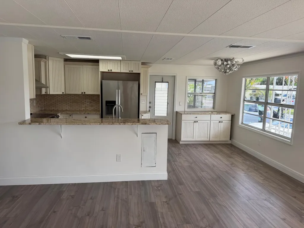 2041 SW 84th Avenue Davie FL 33324