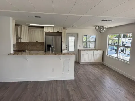 2041 SW 84th Avenue Davie FL 33324